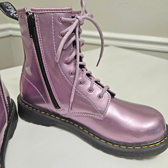 Dr Martens Metallic Lavender Womens Boots Size US 7 L, US 6 M , EU 38 - Picture 3 of 8